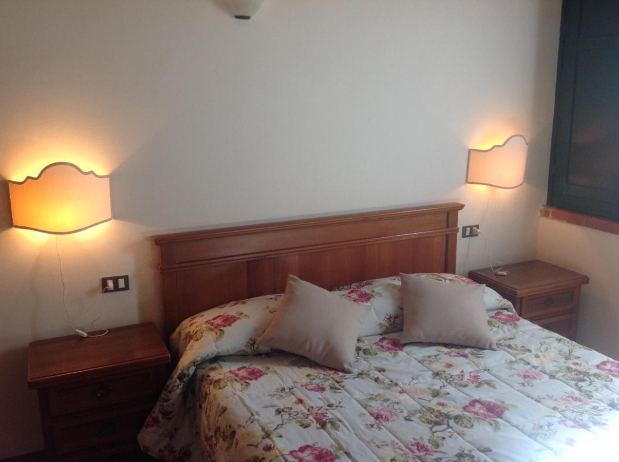 Agriturismo Buon Riposo - Country Resort In The Heart Of Tuscany San Giovanni a Corazzano エクステリア 写真